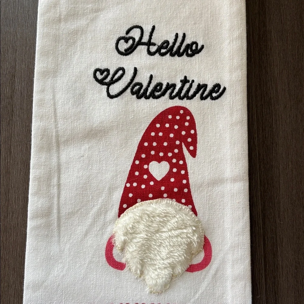 Hello‎ Valentine Gnome with Pom Poms Kitchen Dish Towel NWOT